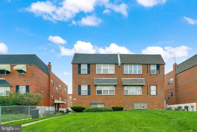 Photo - 9754 E Roosevelt Blvd