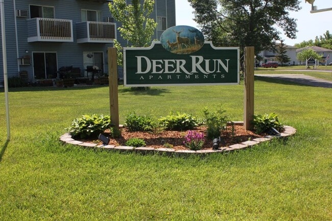 Deer Run Apartments - Deer Run Apartments