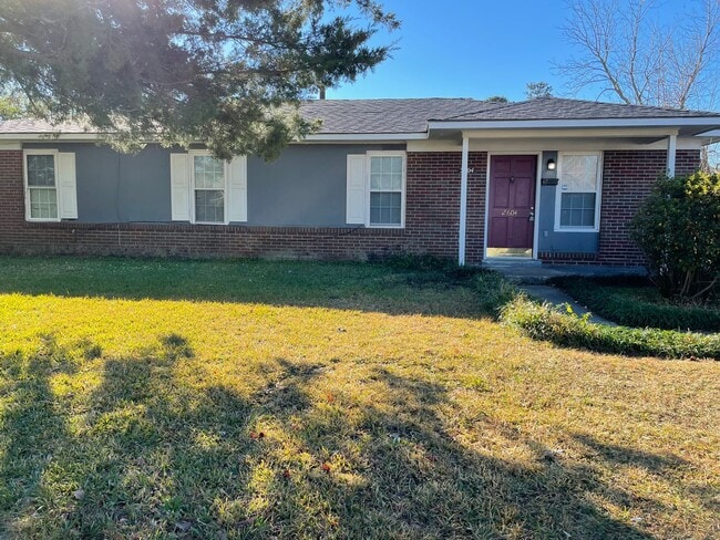 Building Photo - 4 Bedroom Home in Wilmington, NC!