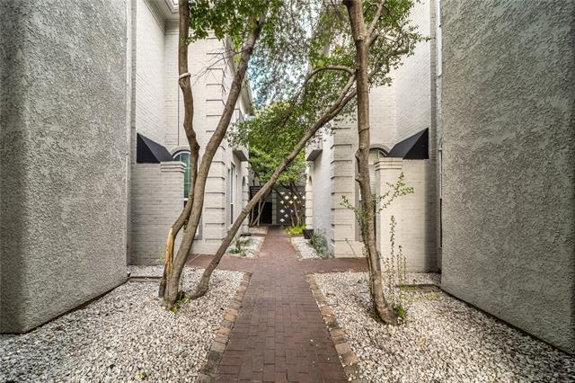 Photo - 3605 Brown St Unit 108