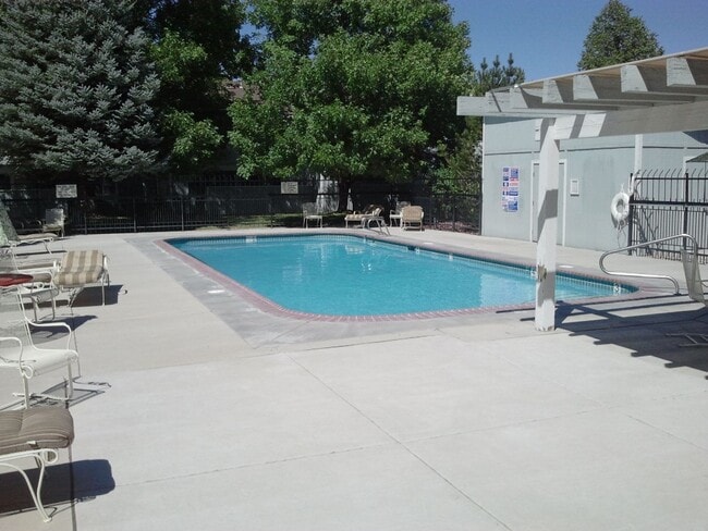 Photo - Cute One Bedroom With Swimming Pool, Club ...
