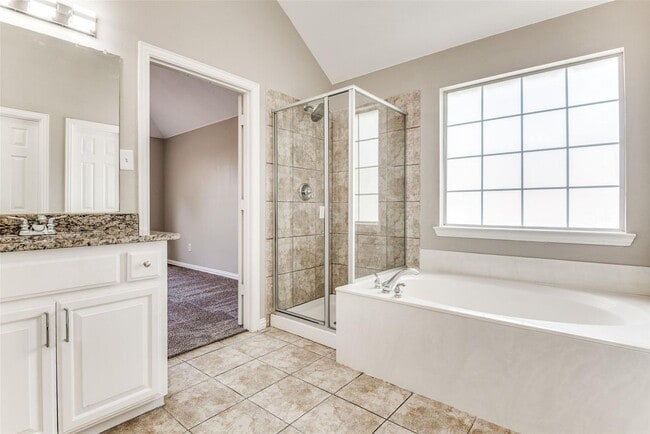 Photo - 15704 Grove Crest Dr