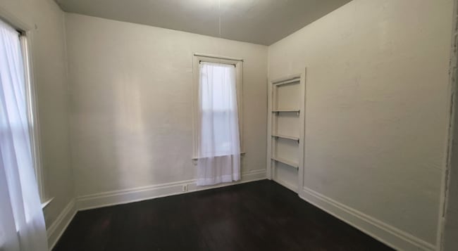 Photo - 1421 N Corona St