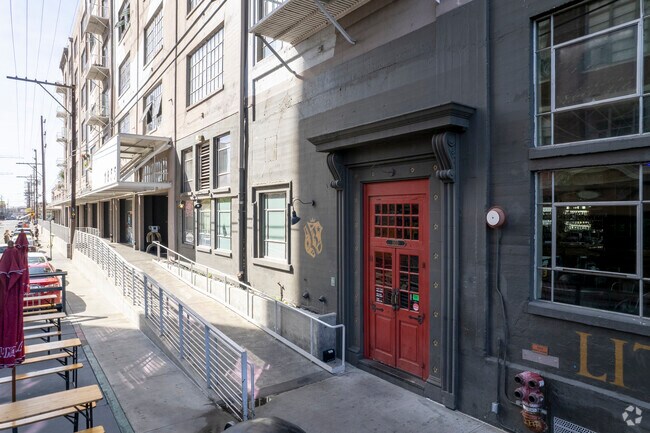 1855 Industrial St - Toy Factory Lofts