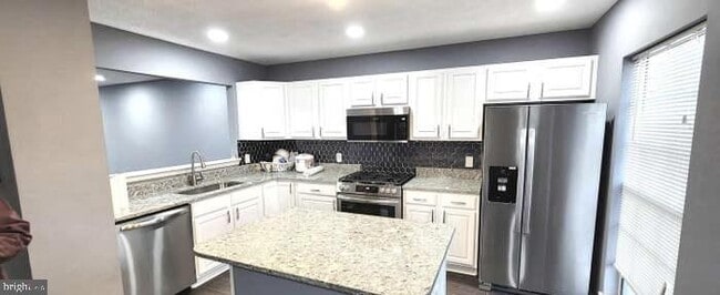 Photo - 12346 Sweetbriar Pl