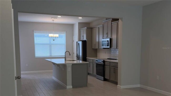 Photo - 438 Lady Palm St