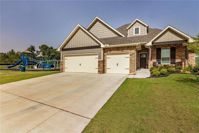 Photo - 2816 Oak Hill Ave