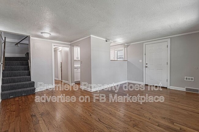 Photo - 325 E 28th Ave