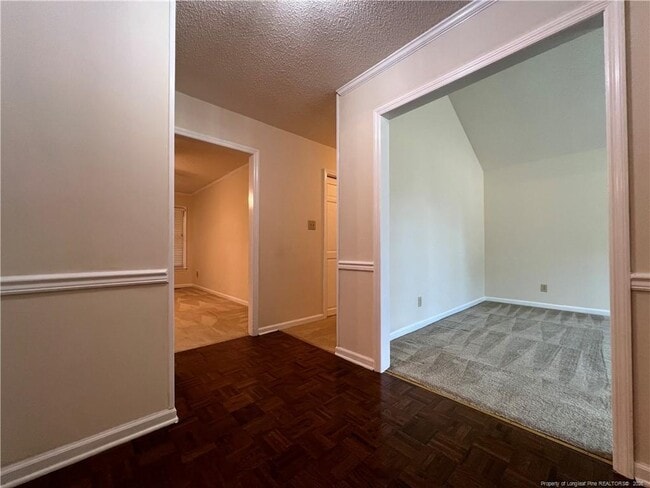 Photo - 6017 Lakeway Dr