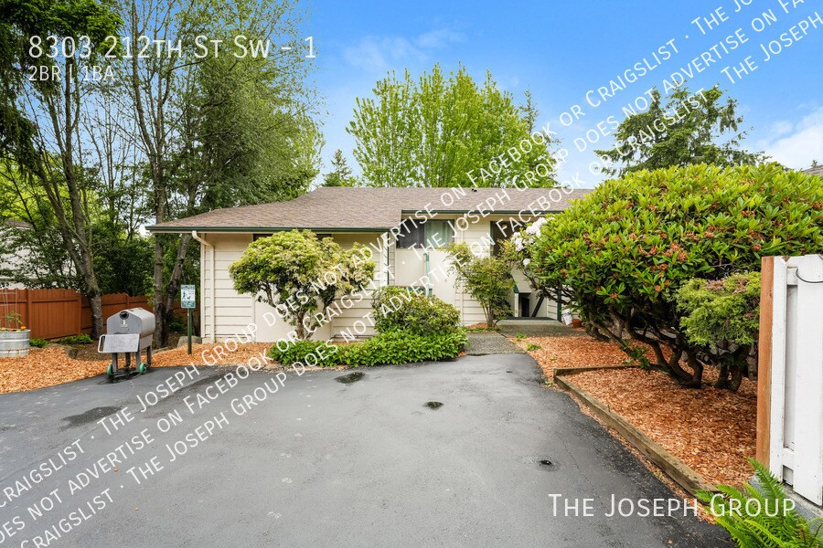 Photo - 8303 212th St Sw-1