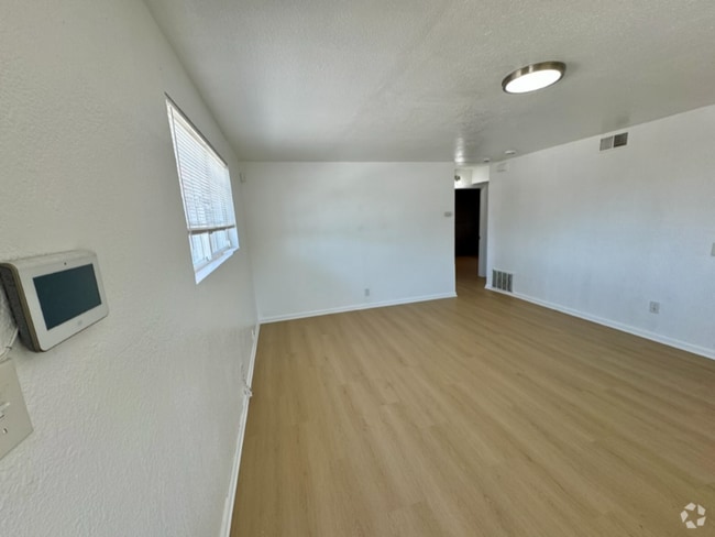 Building Photo - 639 Carpino Ave Unit 643 Rental