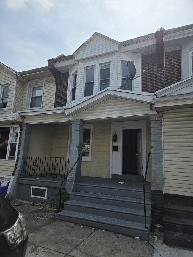 Building Photo - 6532 Saybrook Ave Rental
