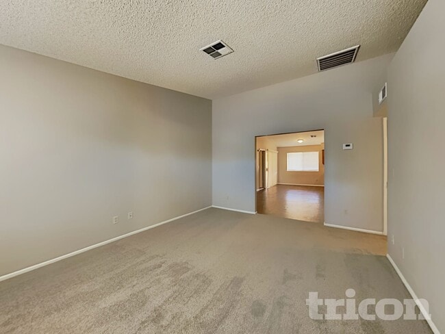 Photo - 7044 W Taylor St