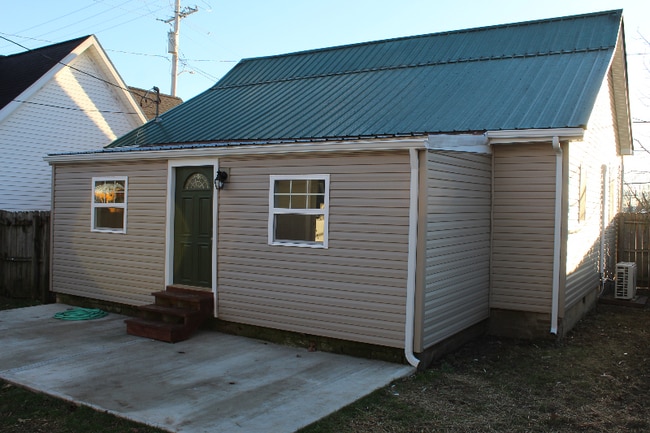 Photo - 25 Walnut St