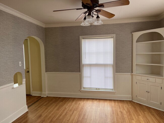 Building Photo - 120 Lovejoy Ave