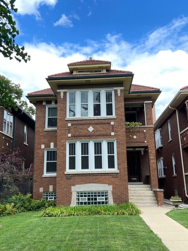 Photo - 322 S Oak Park Ave House