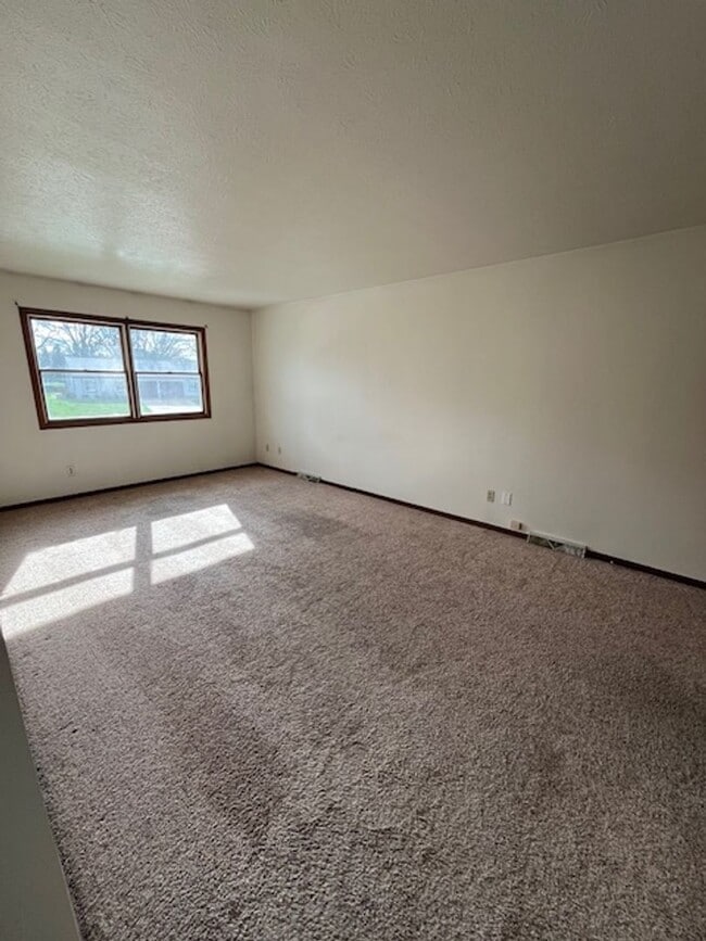 Photo - 466-468 S Kaser Dr Unit 468