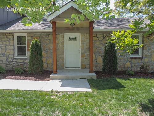 Photo - 5101 Hardy-