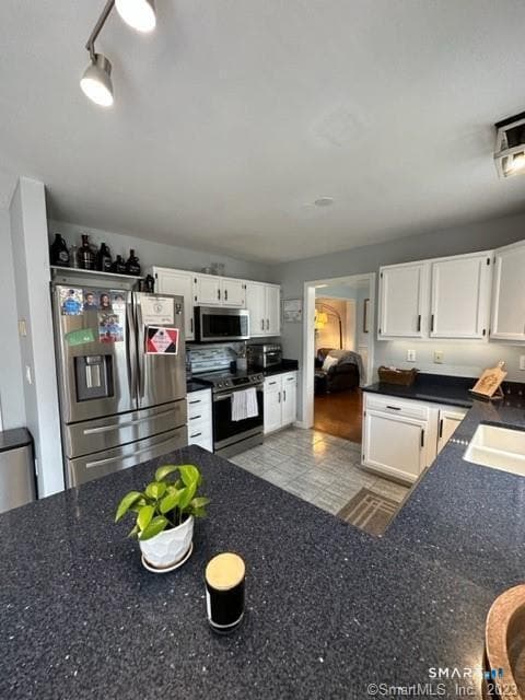 209 Deerfield Ridge Dr
