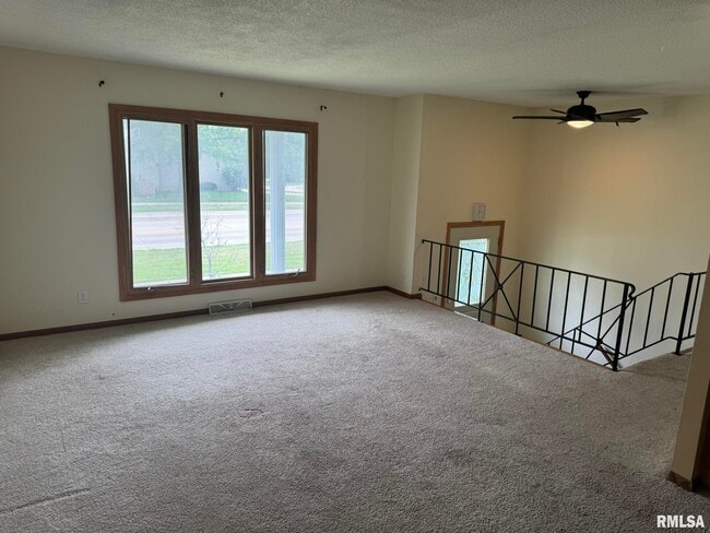 Photo - 2107 Tanglefoot Ln