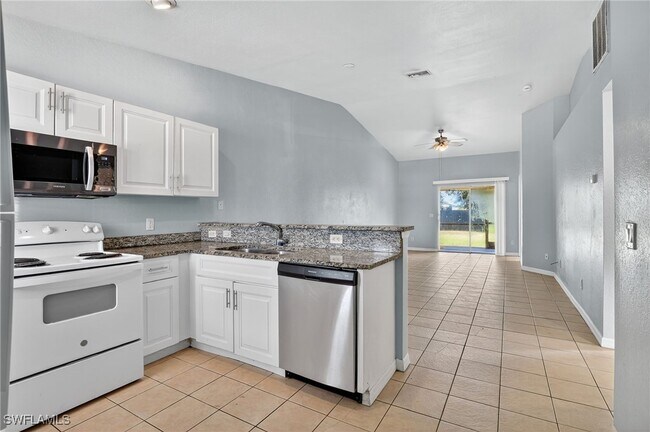 Photo - 4424 26th St SW