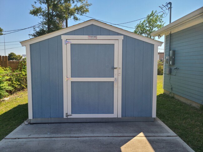 Photo - 3151 Roe Dr