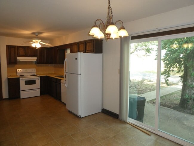 Photo - 1409 Joann St Unidad 1409