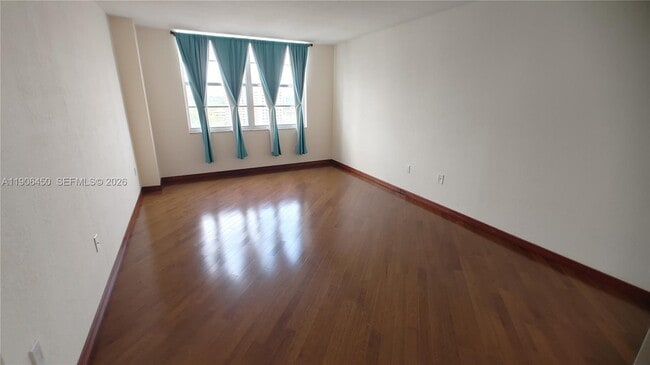 Photo - 2801 NE 183rd St Unit 1411W