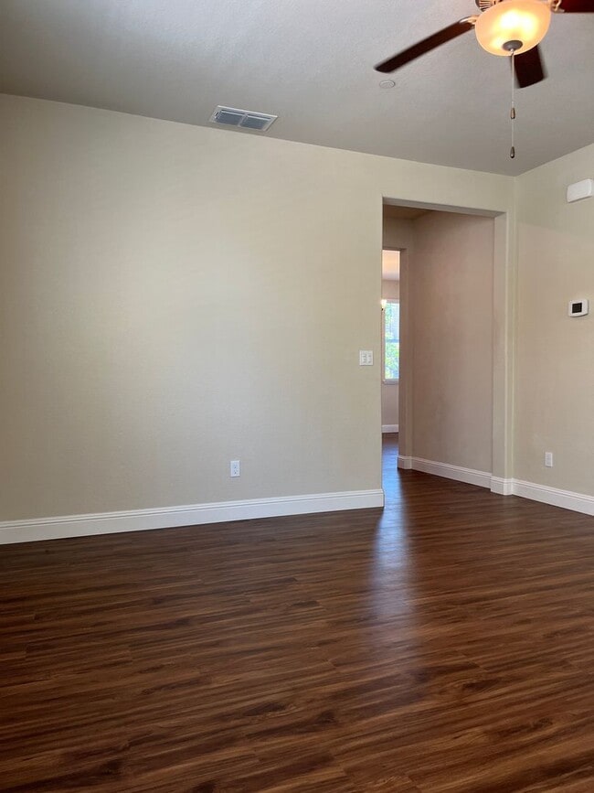 Photo - 10833 Portico Cir