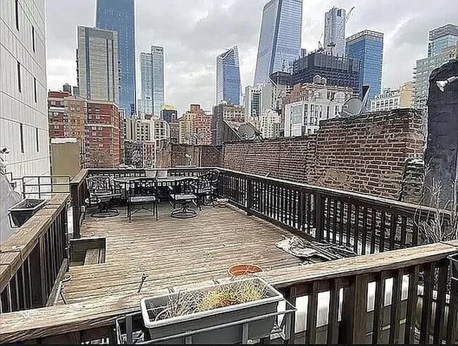 Photo - 406 W 39th St Unit 3F