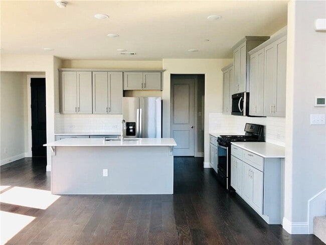 Photo - 4520 Titus Cir