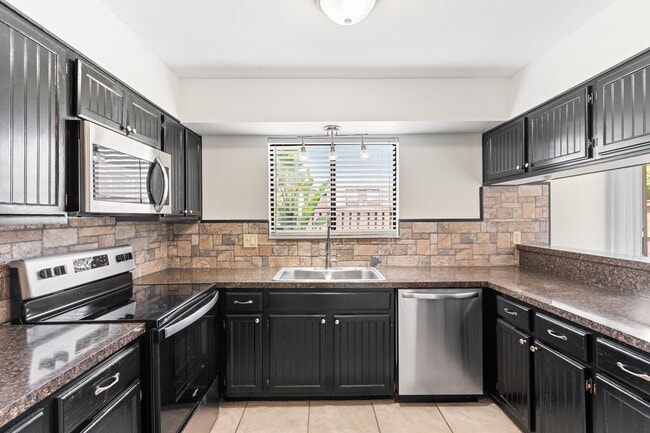 Photo - 1836 N Crystal Lake Dr