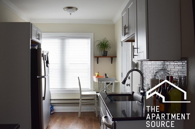 Photo - 3819 N Greenview Ave Unit 3N