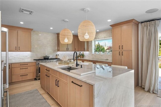 Photo - 1425 SW Egret Way