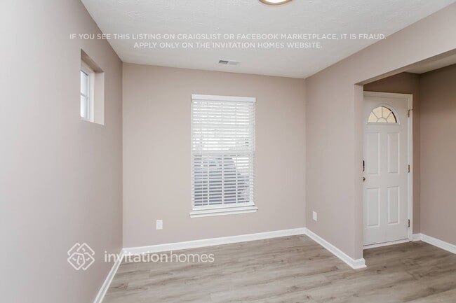 232 Topaz Dr