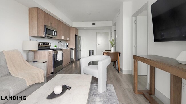 Photo - 1025 E 25th St Unit 725