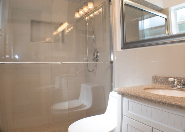 Photo - Charming Hollywood Home