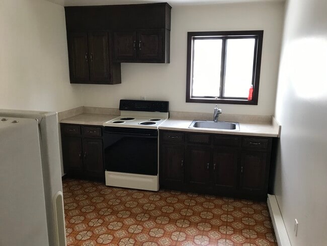 Photo - 21 Davenport Ave Unit 3