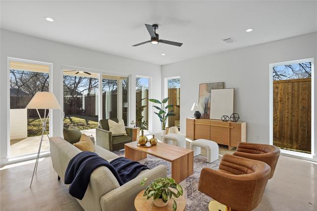 Photo - 5308 Terry St