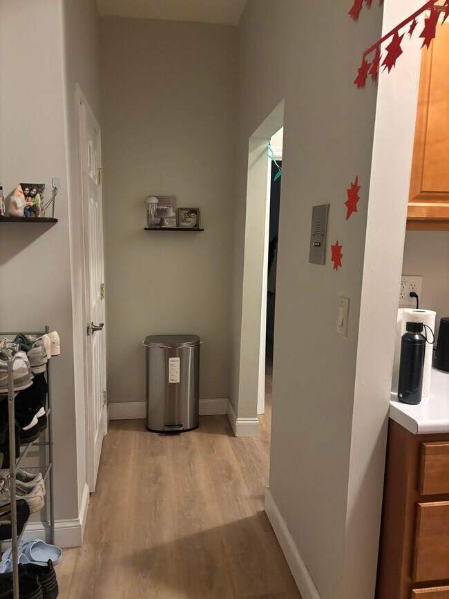 Building Photo - 111 Norway St Unit 104