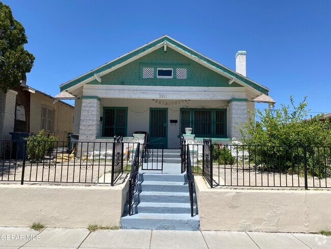 Building Photo - 3211 Tularosa Ave Rental