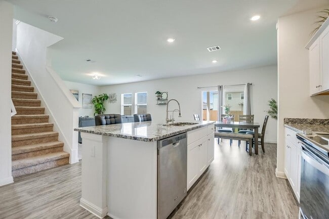 Photo - 19620 Cloudy Bay Dr