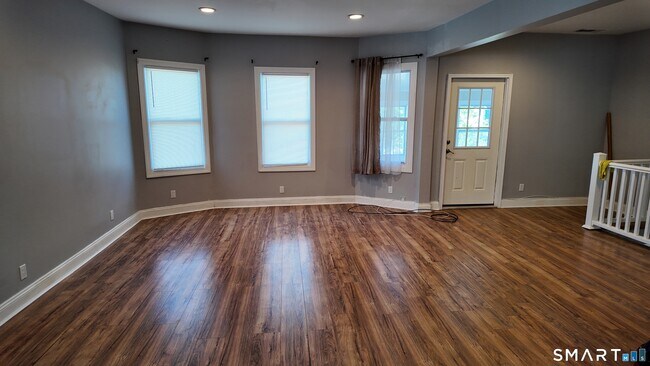 Photo - 756 Stratford Ave Unit 756
