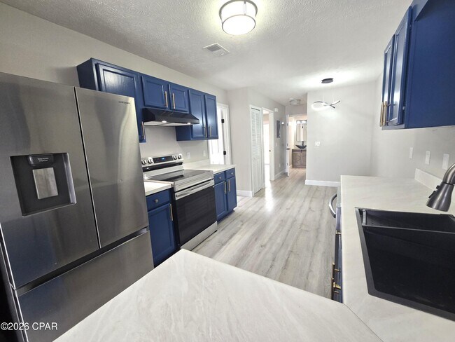 Photo - 9022 Houston St