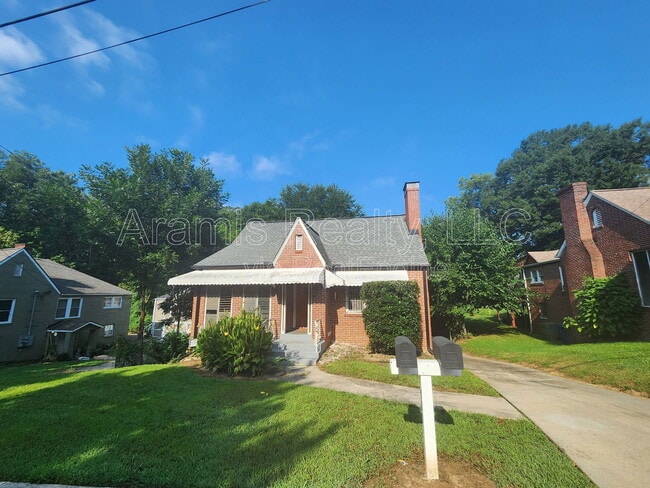 Building Photo - 580 Holly St NW Unit A