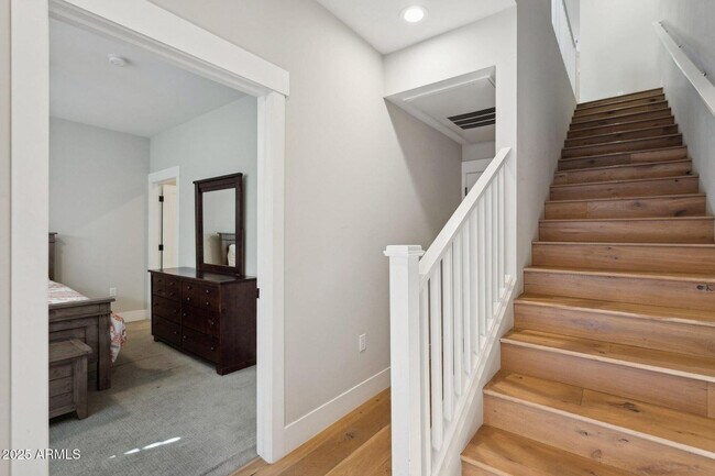 Photo - 1400 E Bethany Home Rd