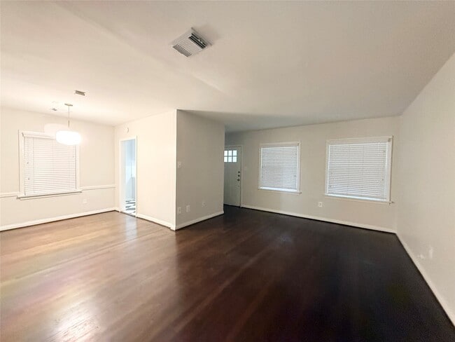 Photo - 4010 Yupon St