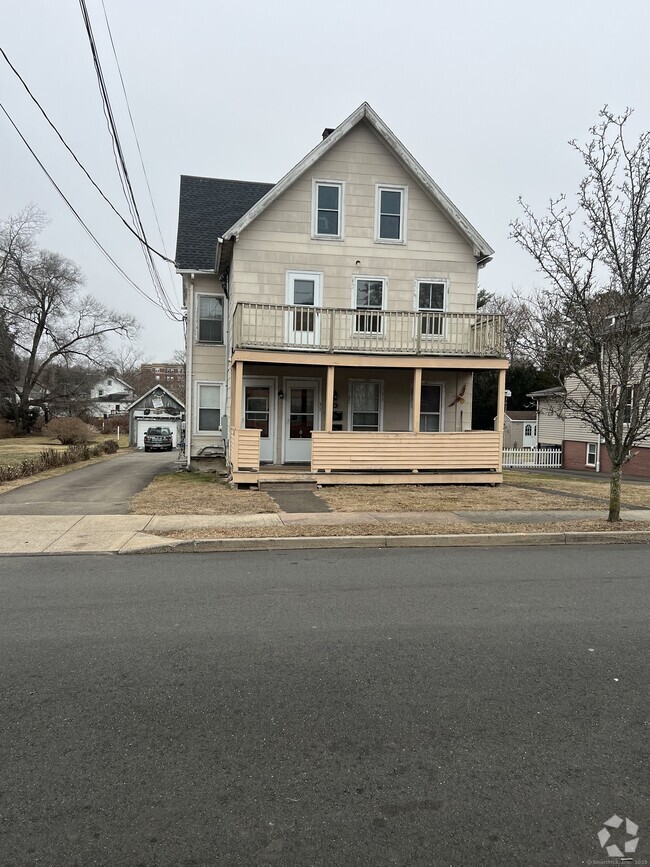 Building Photo - 33 Harrison Ave Unit 2 nd Rental