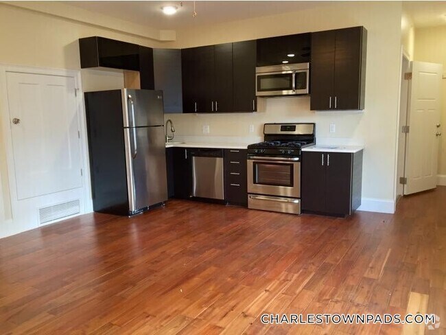 Building Photo - 25 Caldwell St Rental