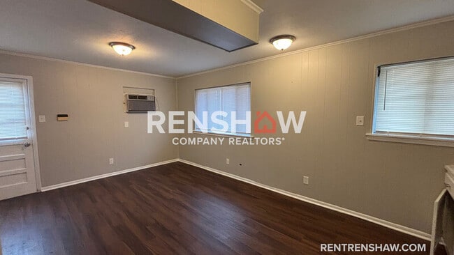 Photo - 3584 Southland St